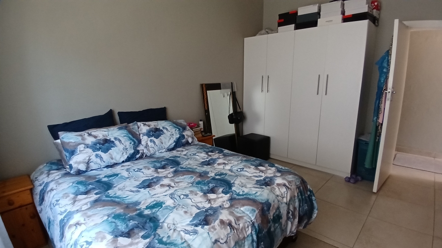 To Let 3 Bedroom Property for Rent in Sydenham Eastern Cape